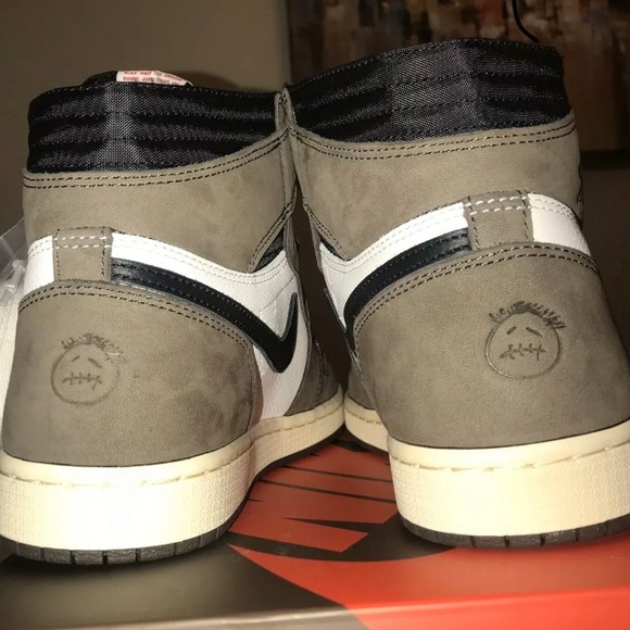 TravisScottXRetro1s - Picture 3 of 5